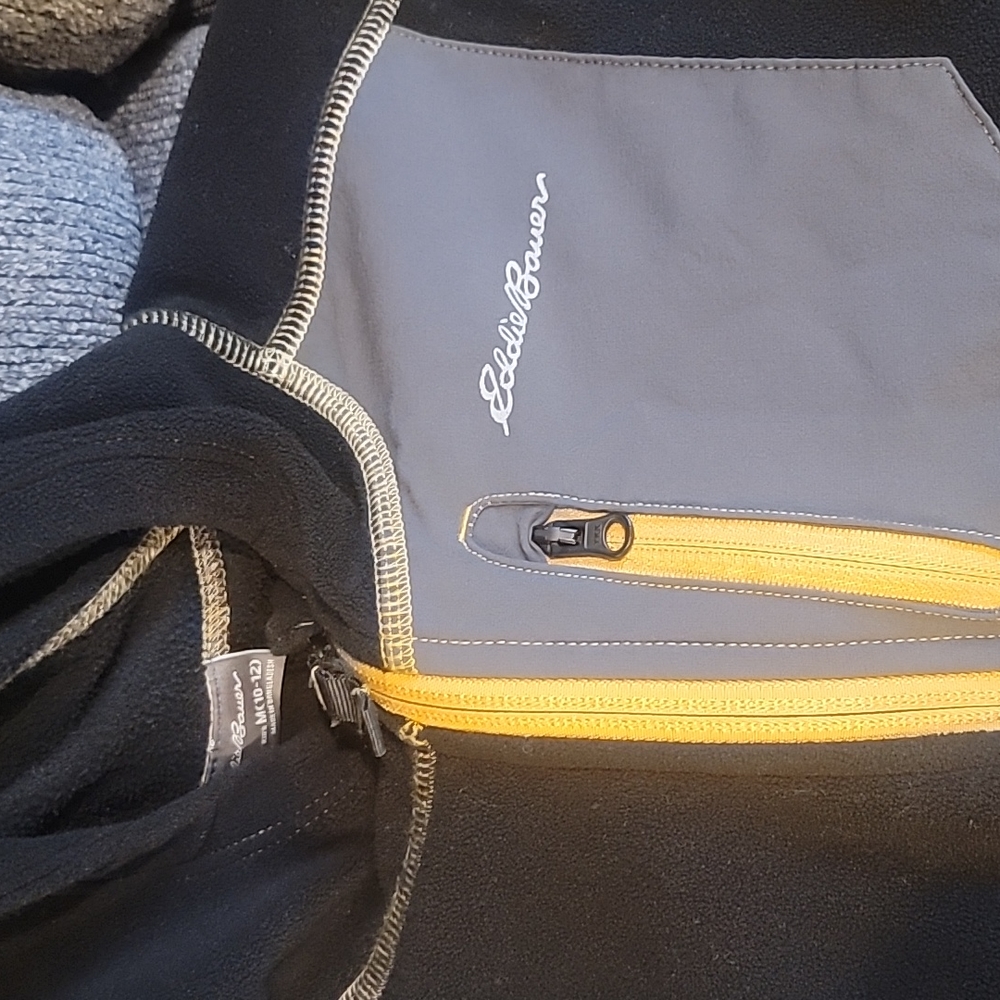 Eddie Bauer fleece hoodie - Picture 2 of 5